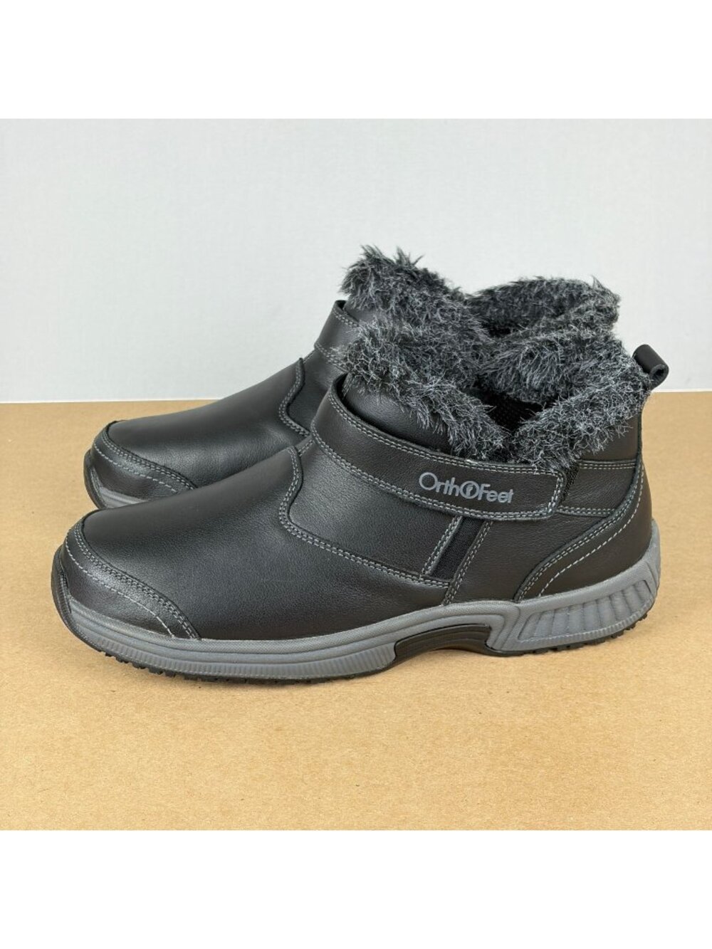 Orthofeet 793 Siena Boots Womens 10.5 2E X-Wide Black Leather Side Zip Cuffed